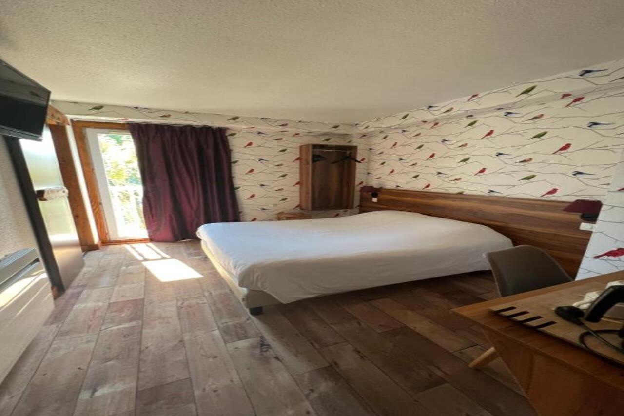Cit'Hotel Le Montreal Châlons-en-Champagne Buitenkant foto