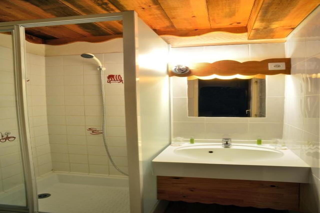 Cit'Hotel Le Montreal Châlons-en-Champagne Buitenkant foto